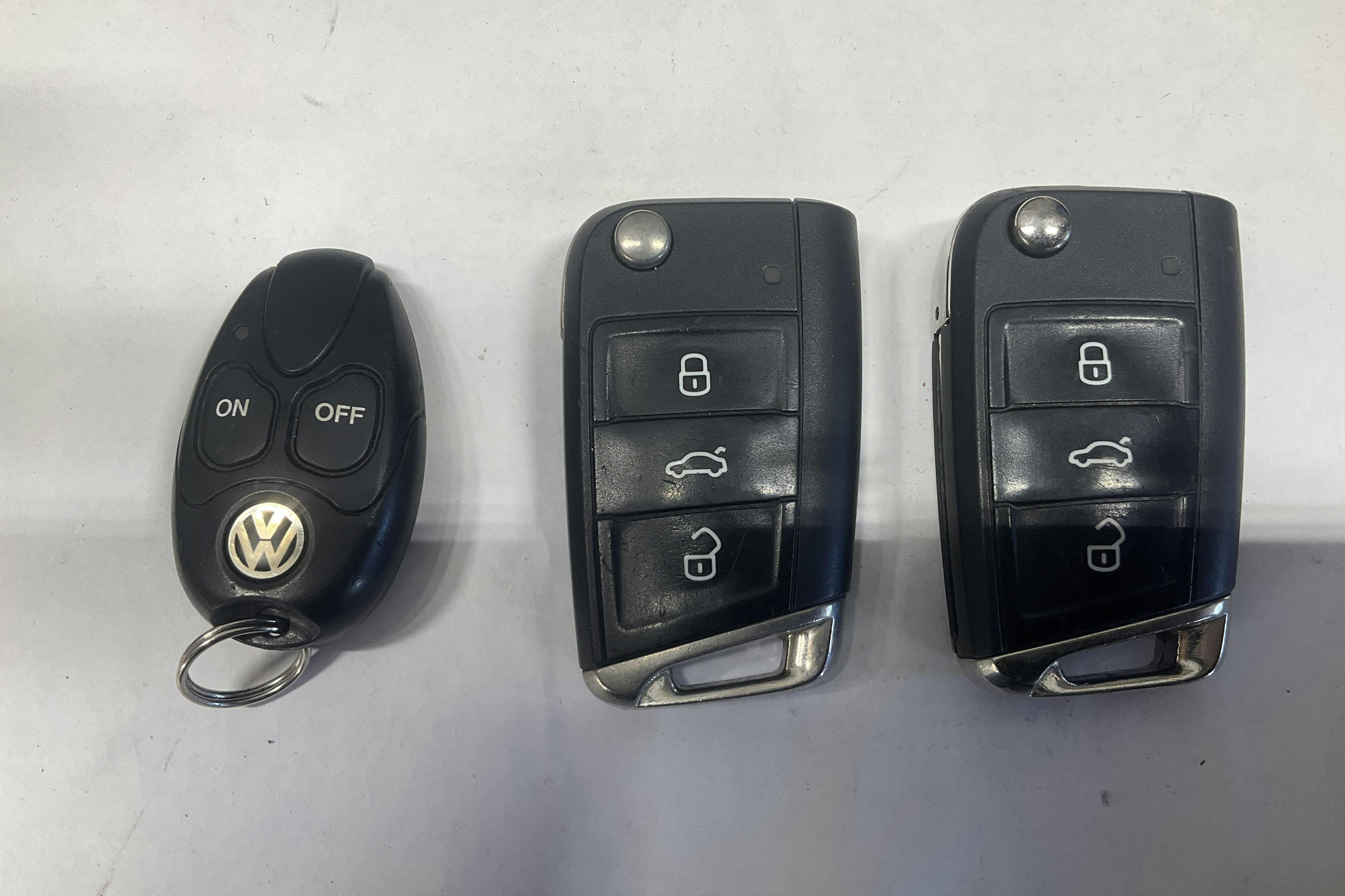 Vehicle Image 16