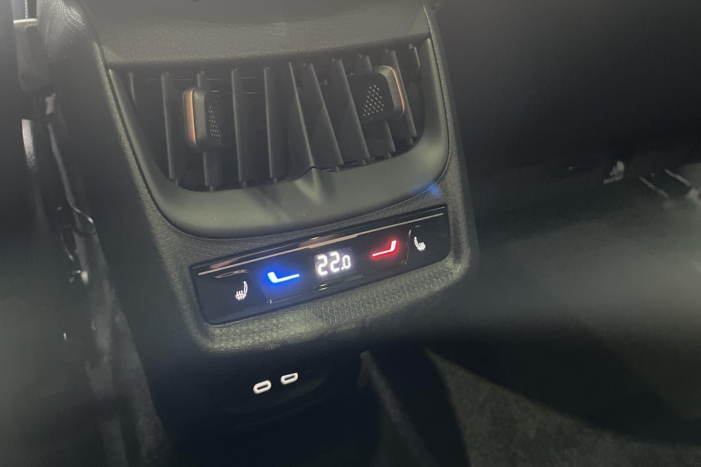 Vehicle Image 27