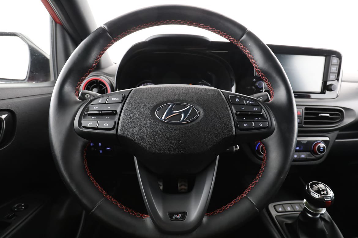 Vehicle Image 19
