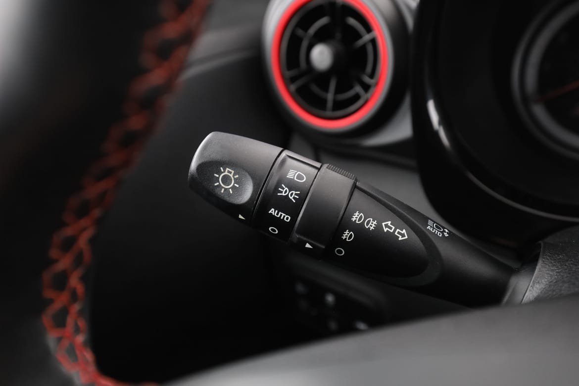 Vehicle Image 30