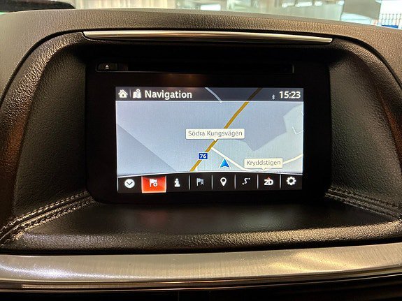 Vehicle Image 15