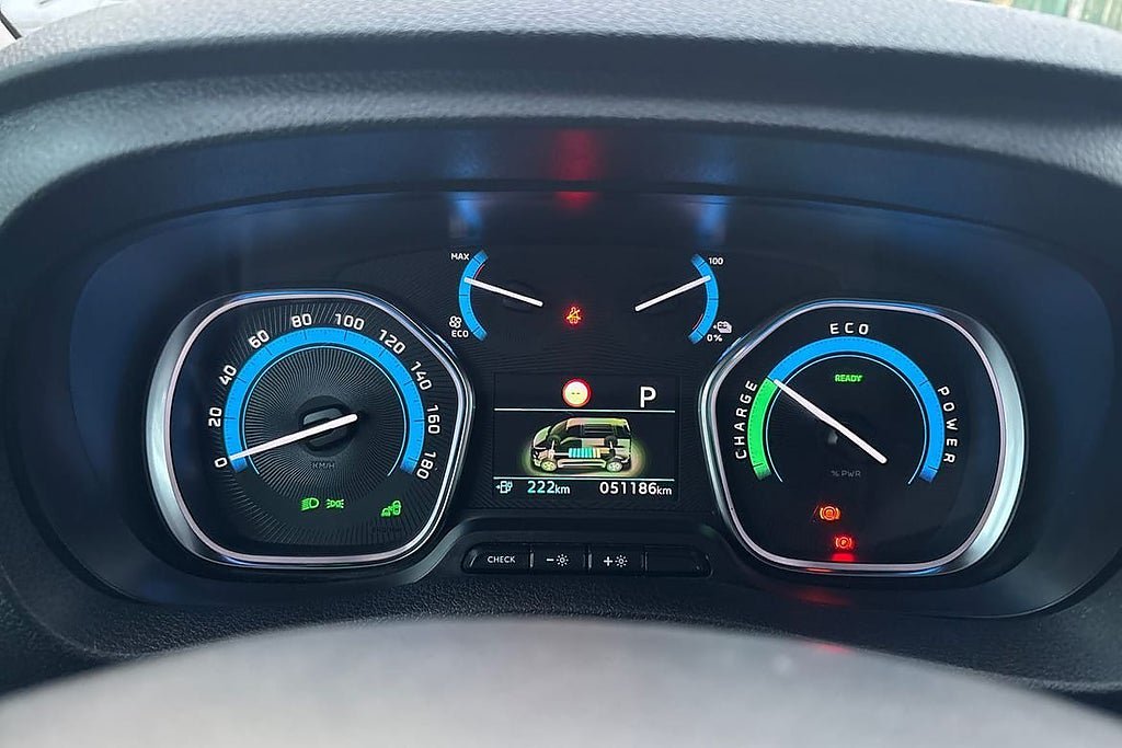 Vehicle Image 17
