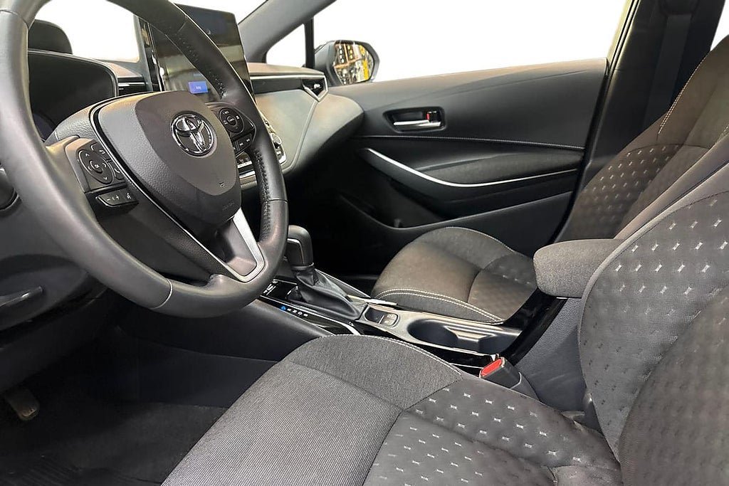 Vehicle Image 14