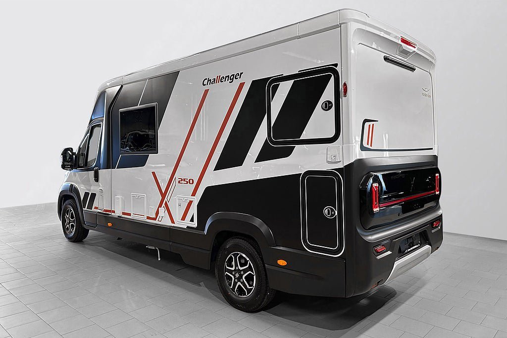 Vehicle Image 40