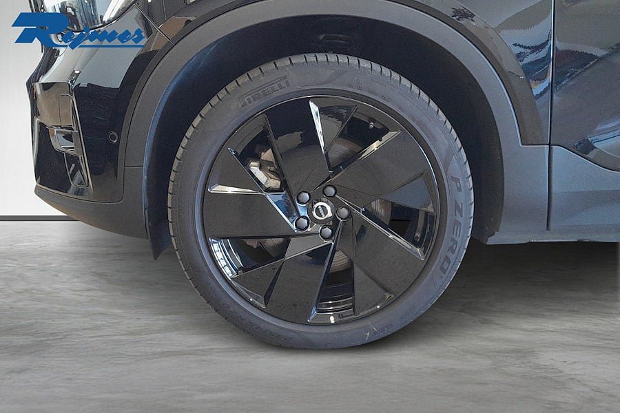 Vehicle Image 23