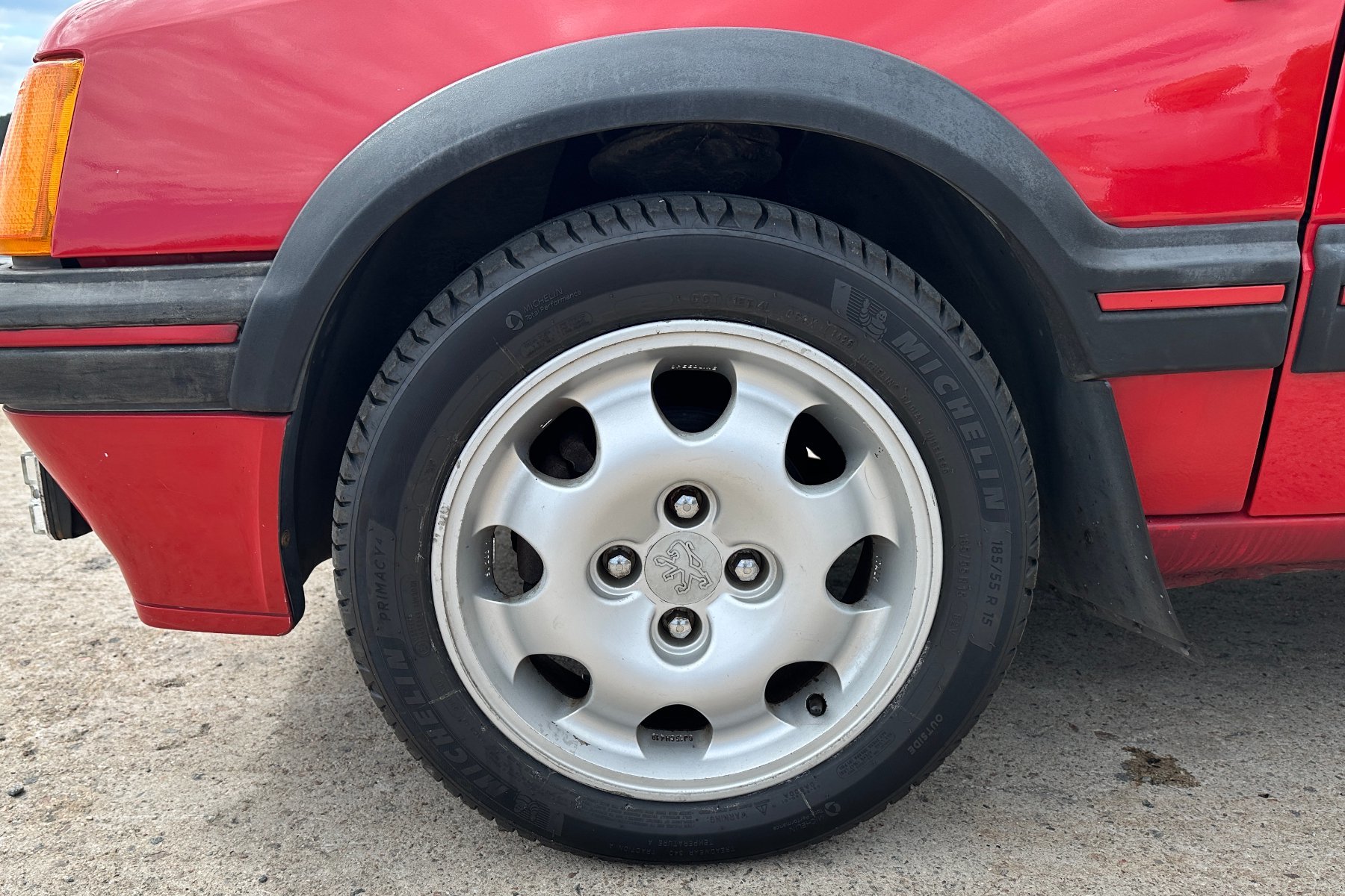 Vehicle Image 7