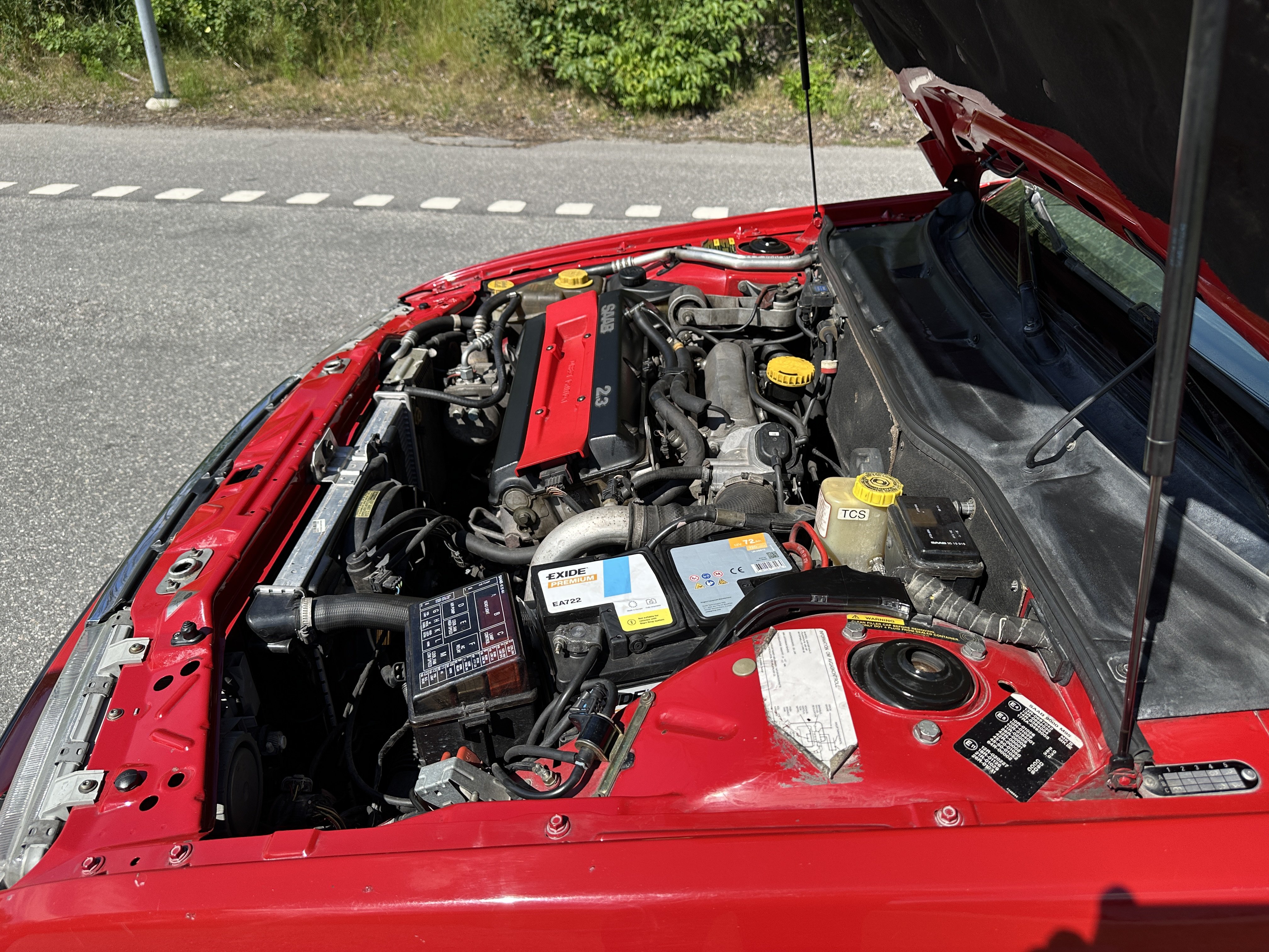Vehicle Image 32