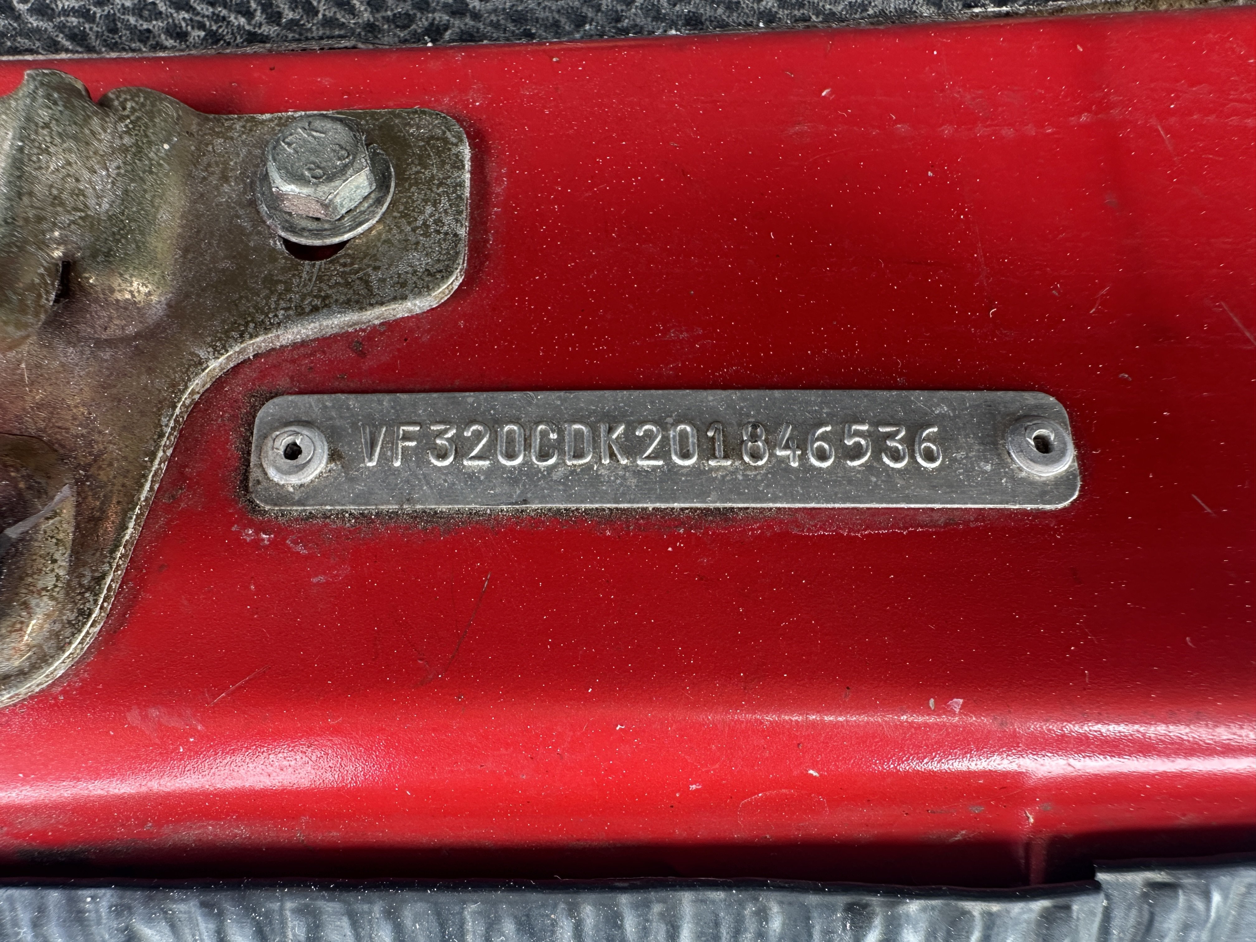 Vehicle Image 32
