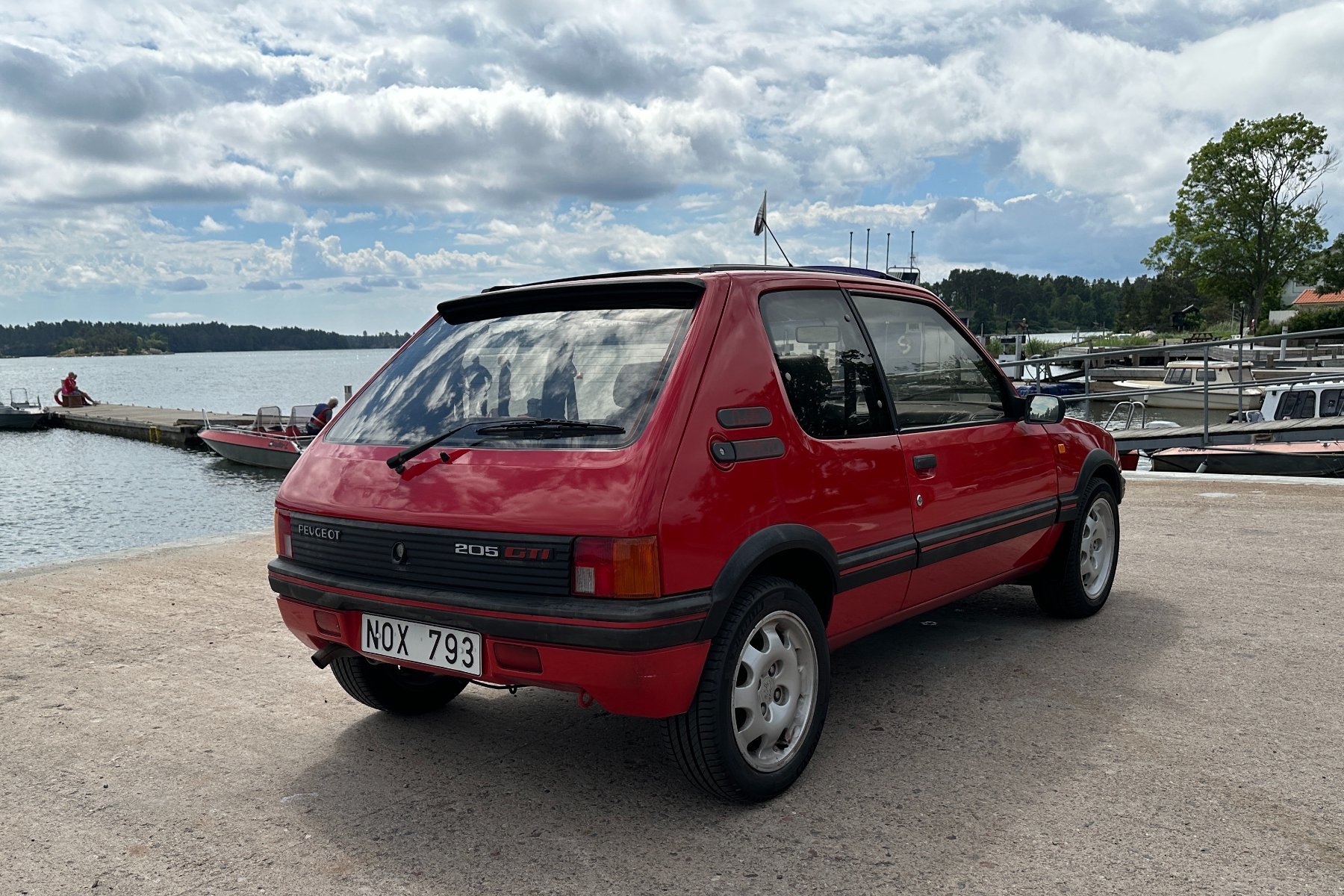Vehicle Image 34
