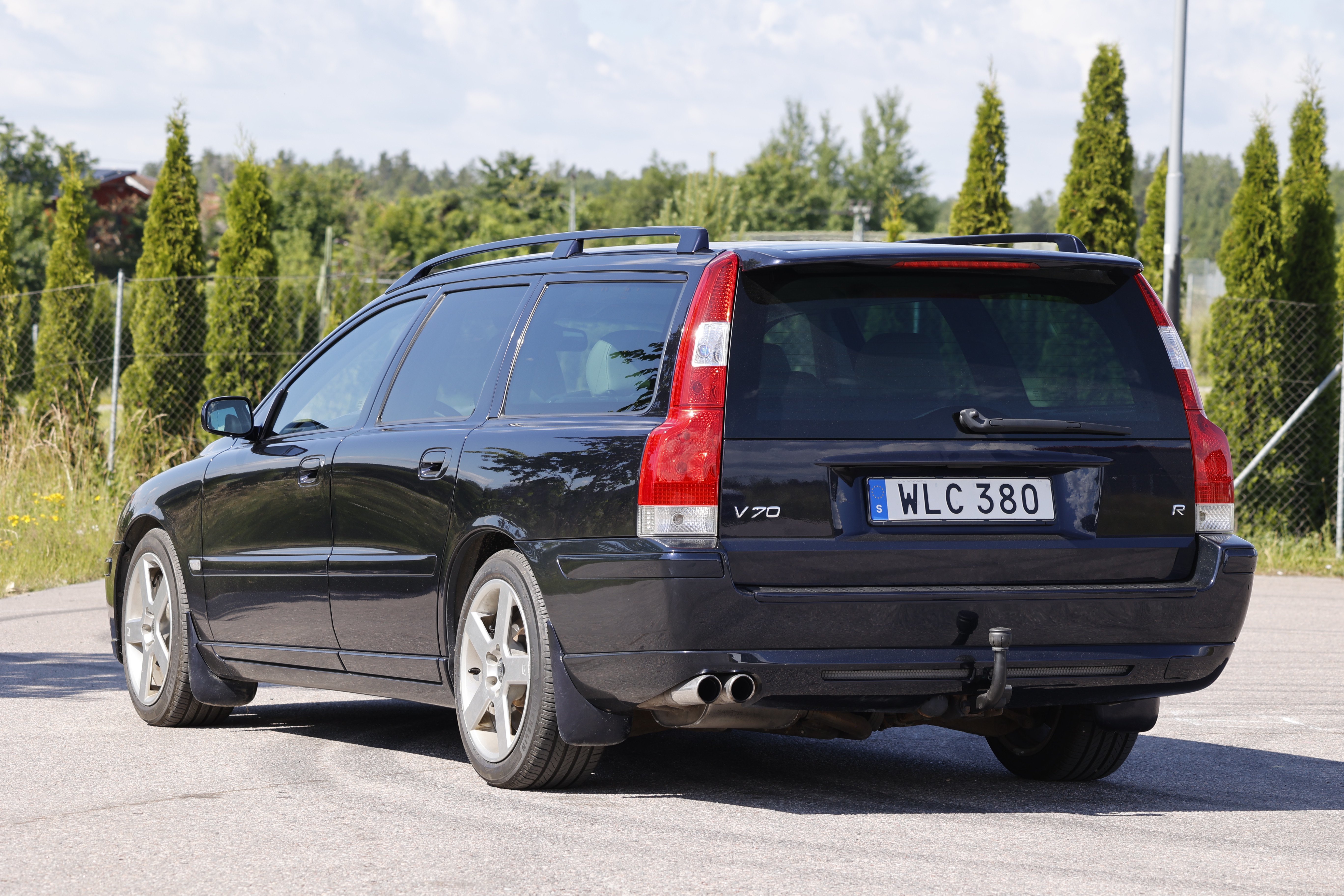 Vehicle Image 23