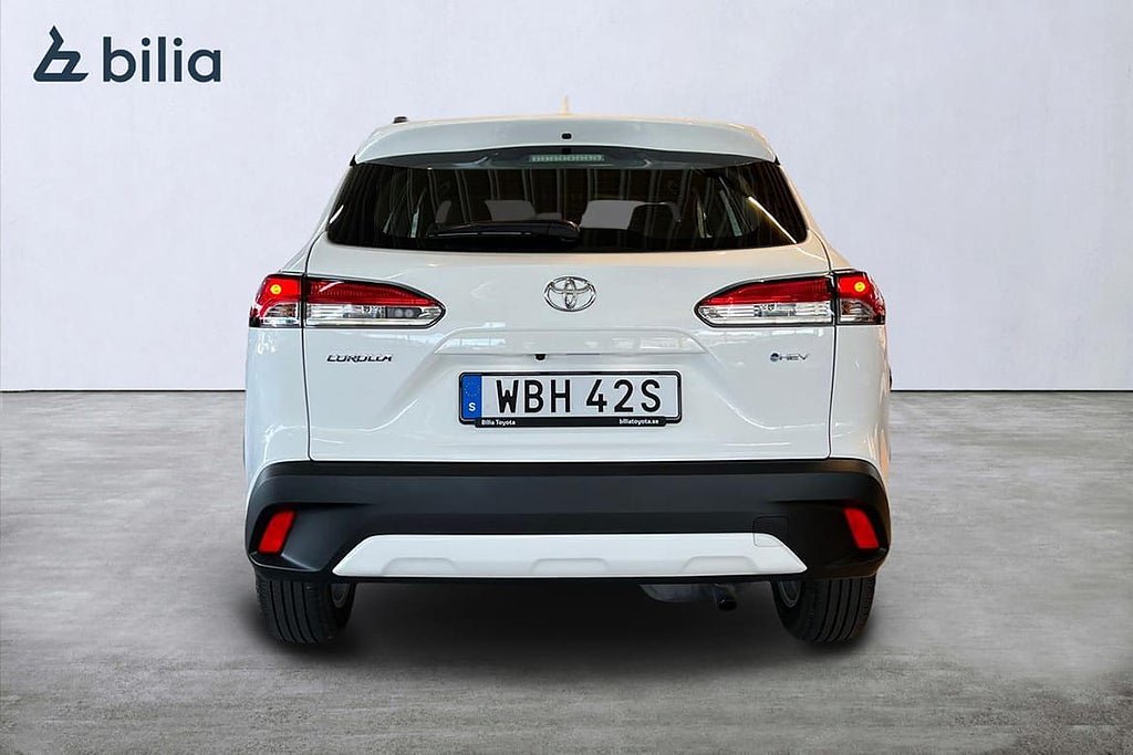 Vehicle Image 4