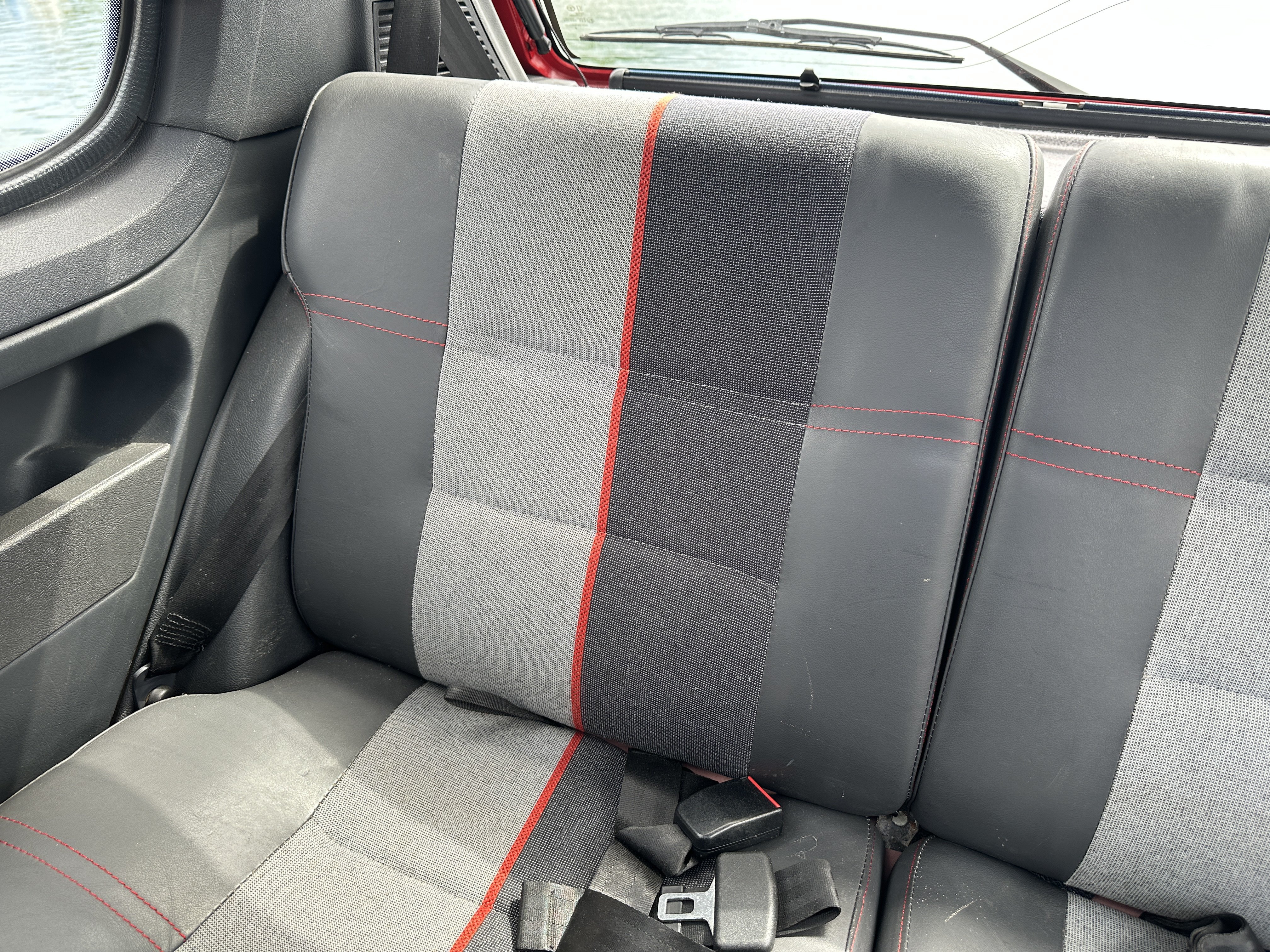 Vehicle Image 40