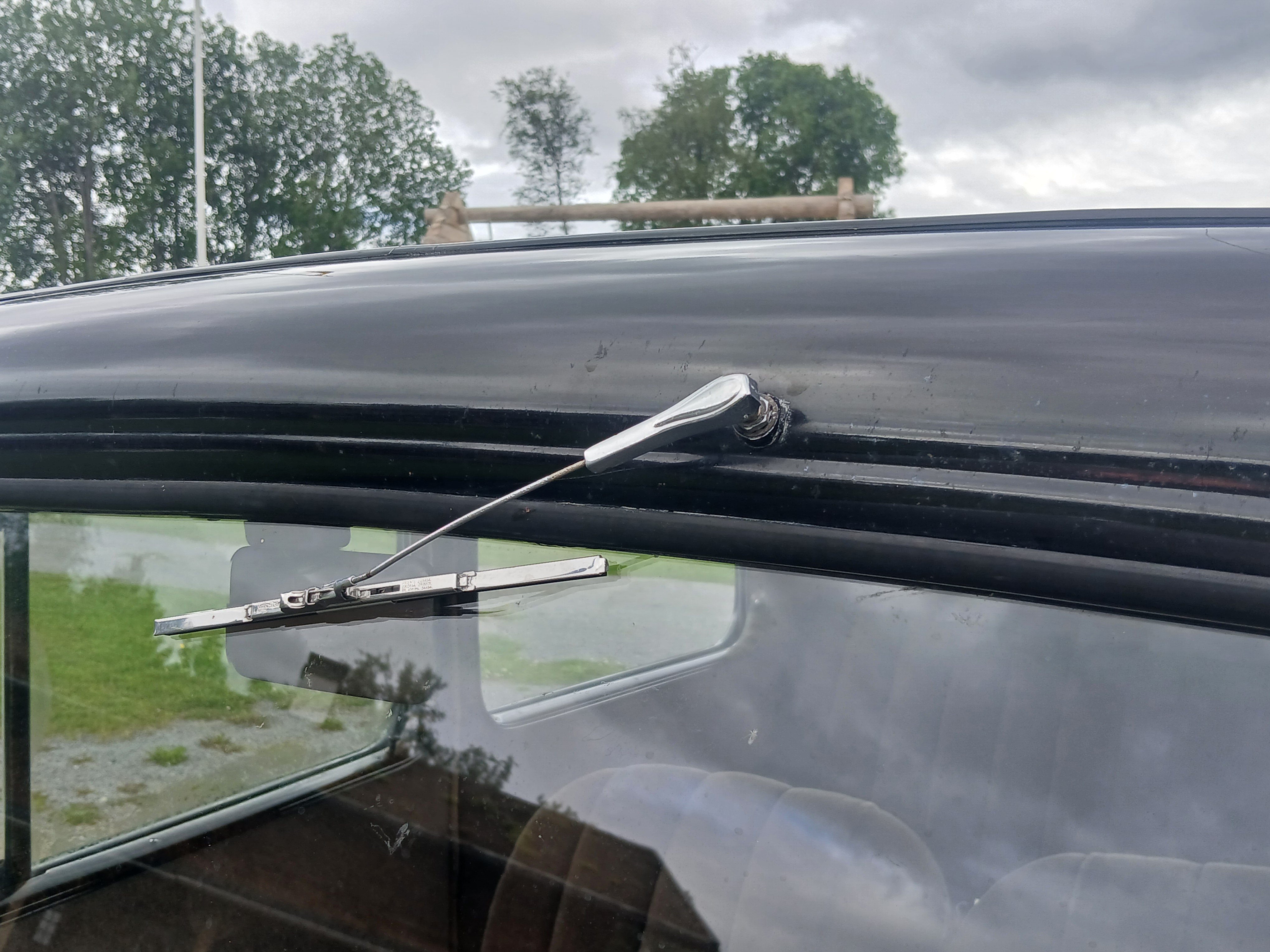 Vehicle Image 38