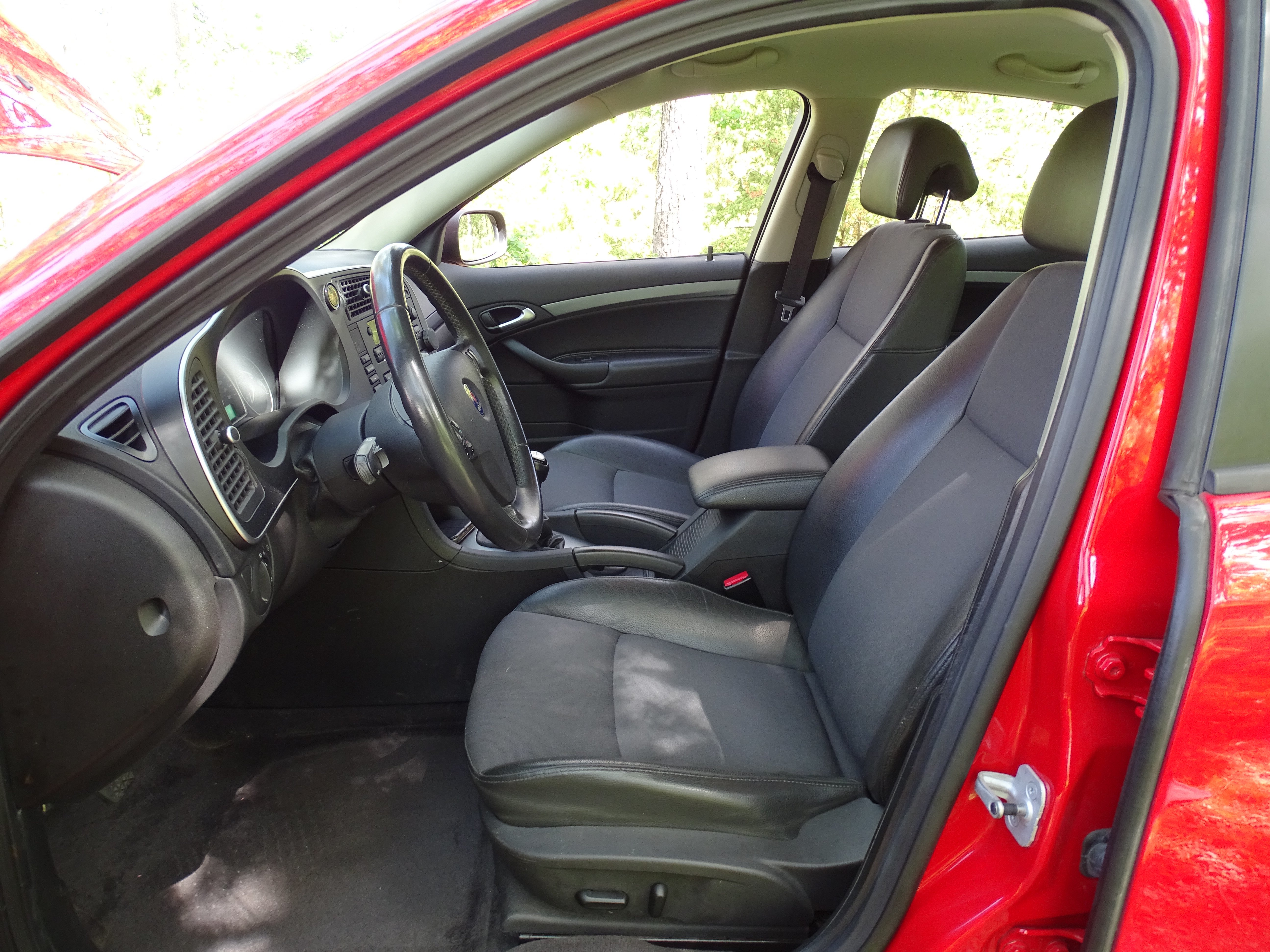 Vehicle Image 33