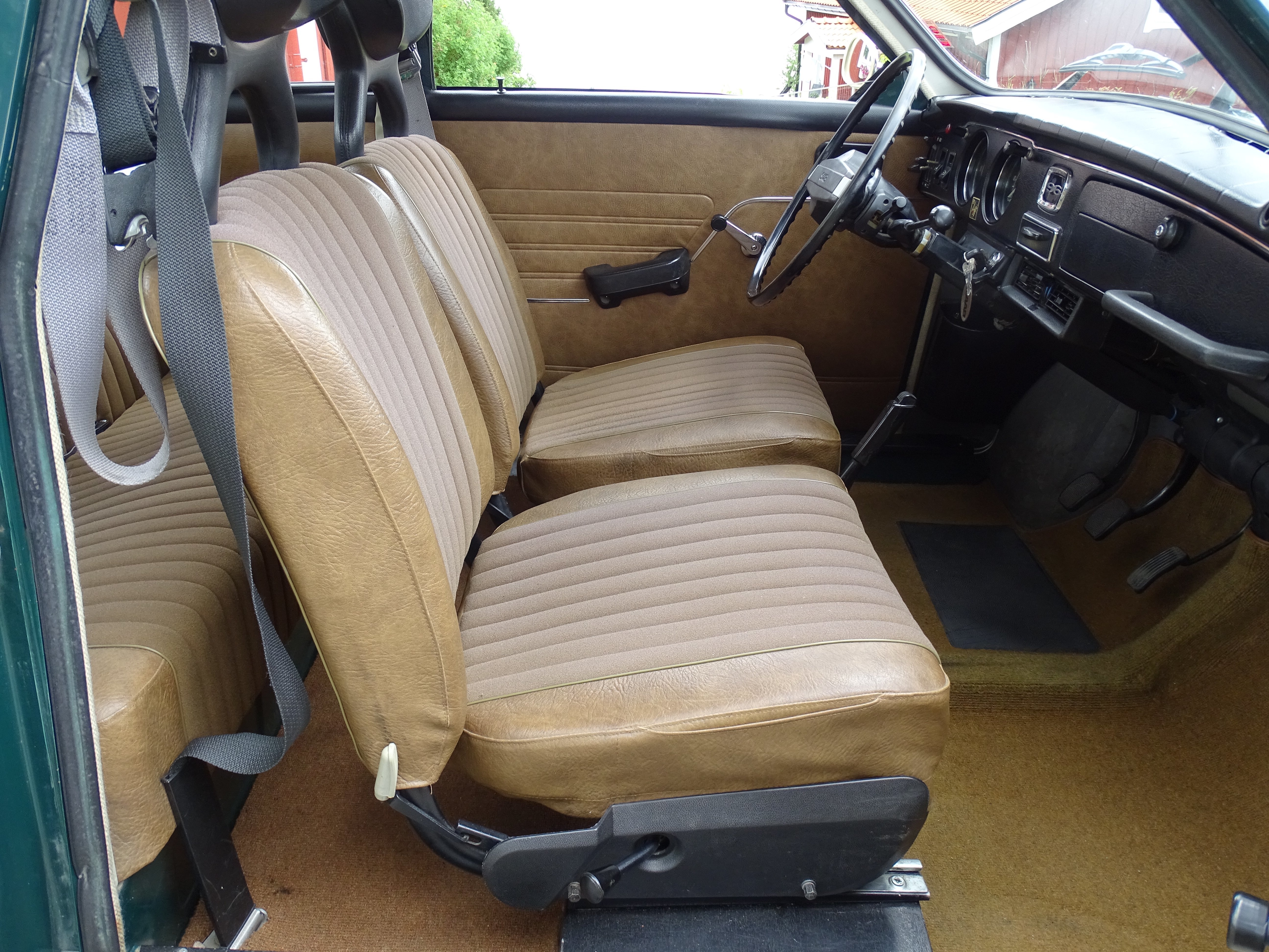 Vehicle Image 35