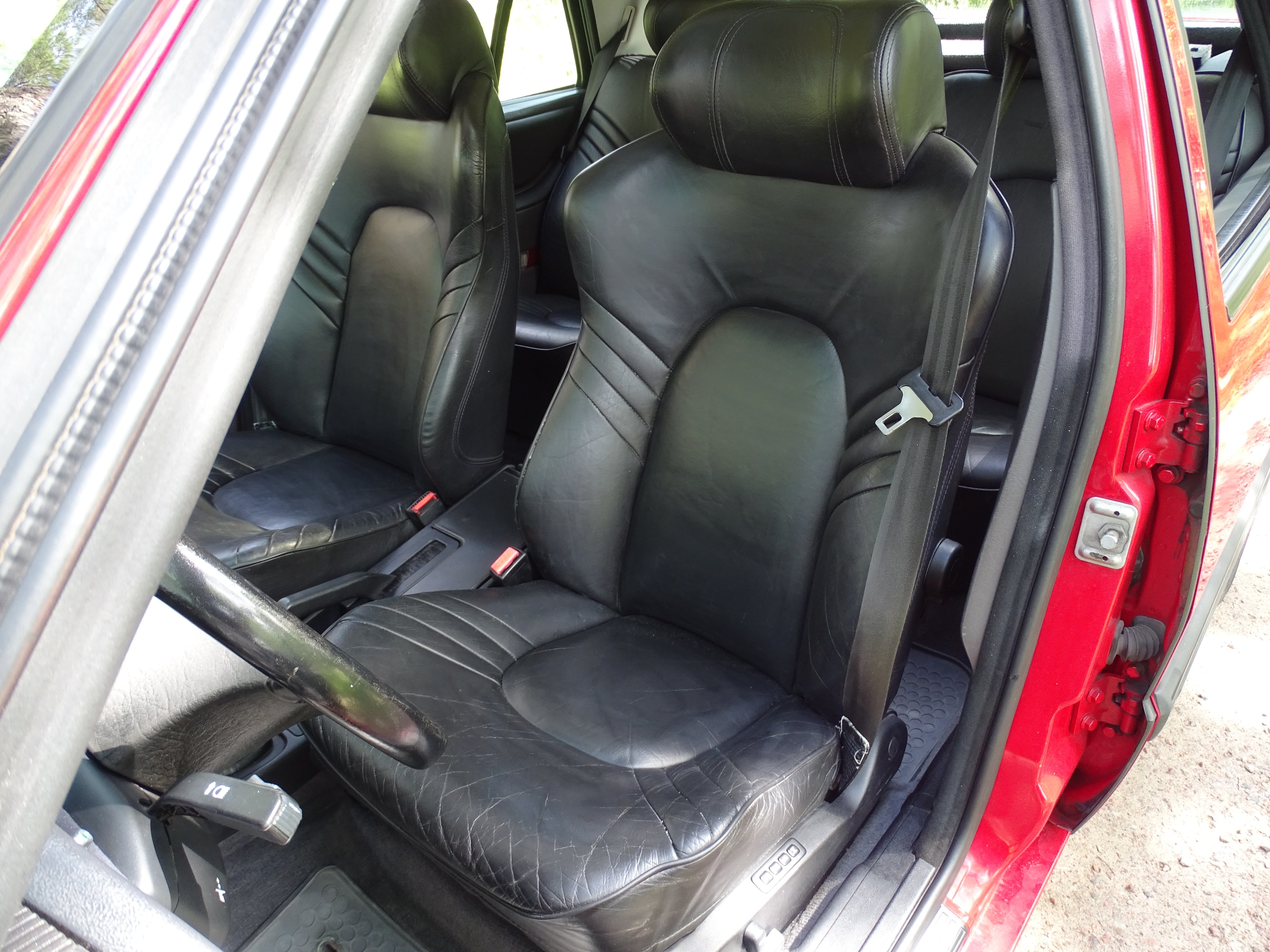Vehicle Image 38