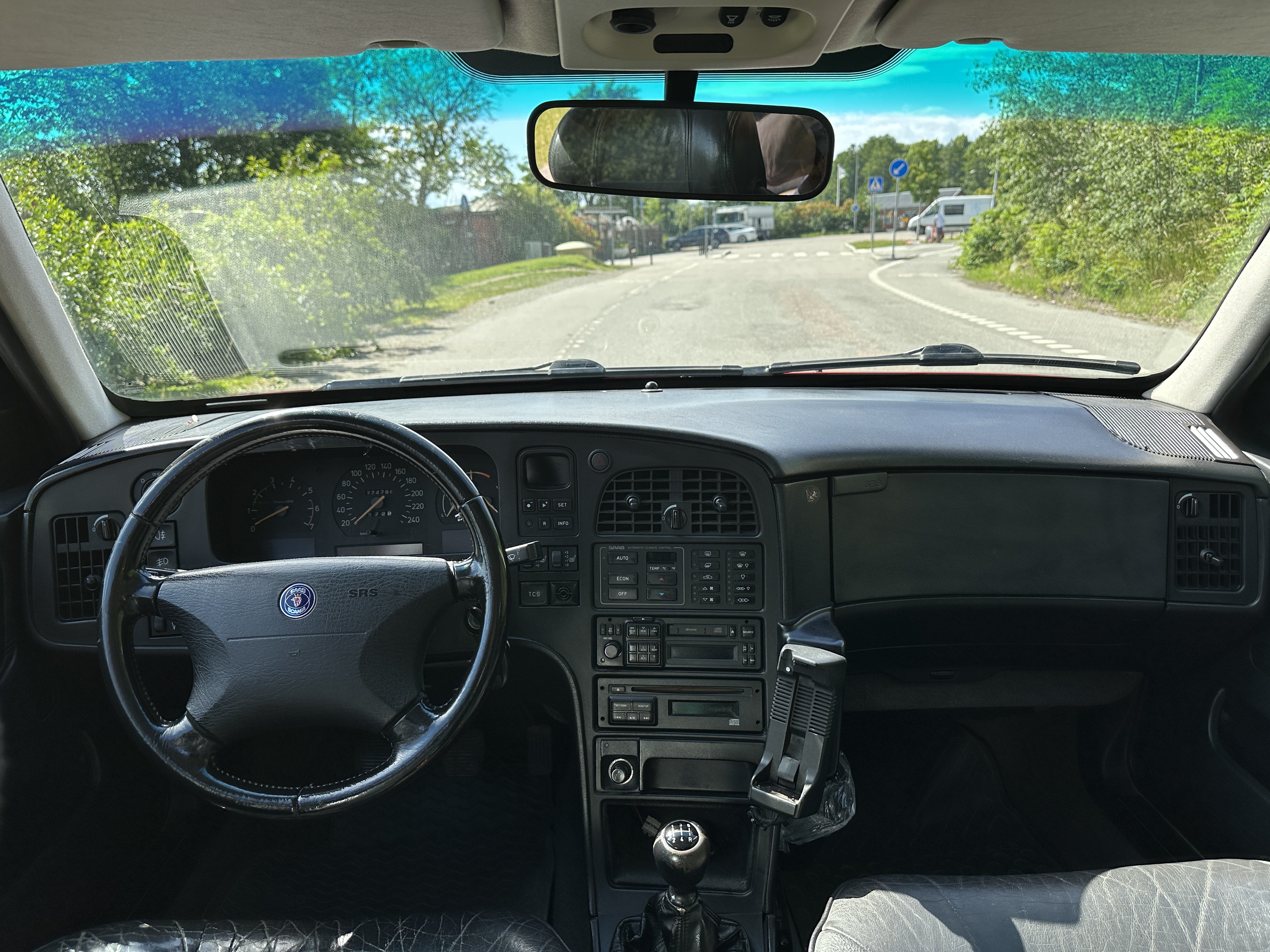 Vehicle Image 73
