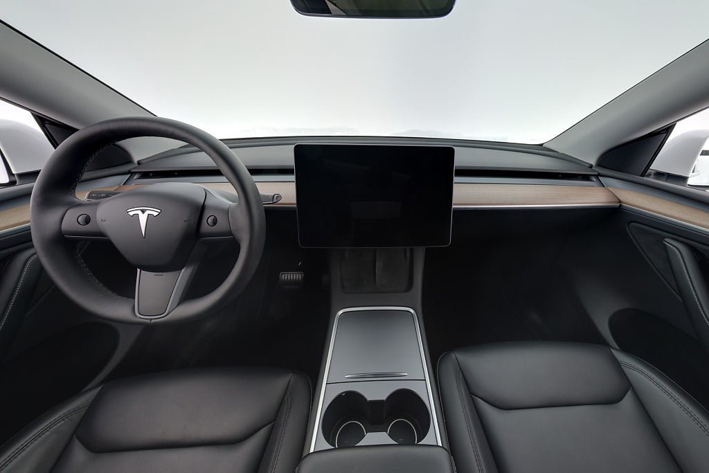 Vehicle Image 13