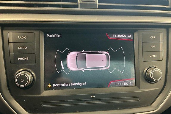Vehicle Image 15