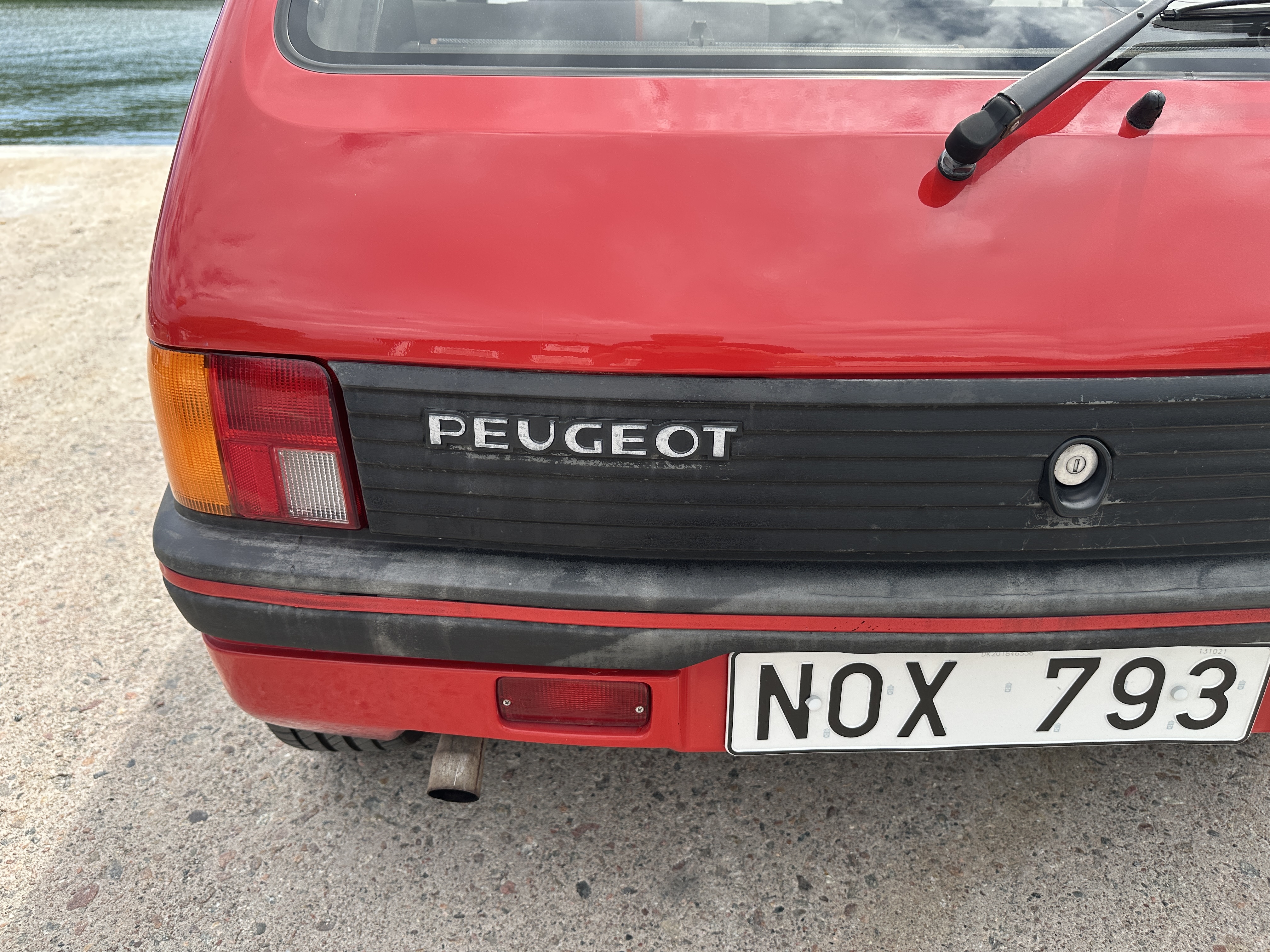 Vehicle Image 76