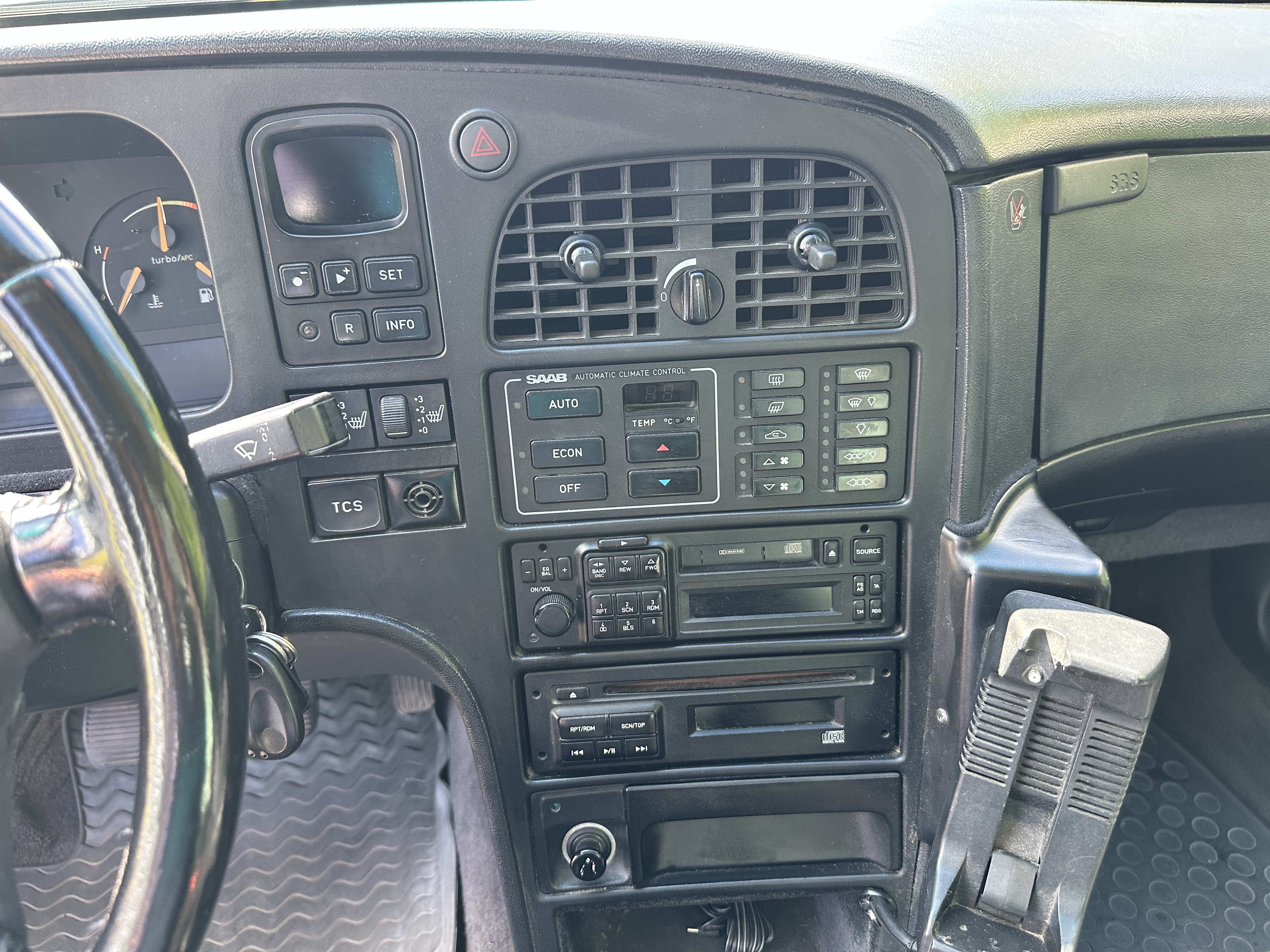 Vehicle Image 80