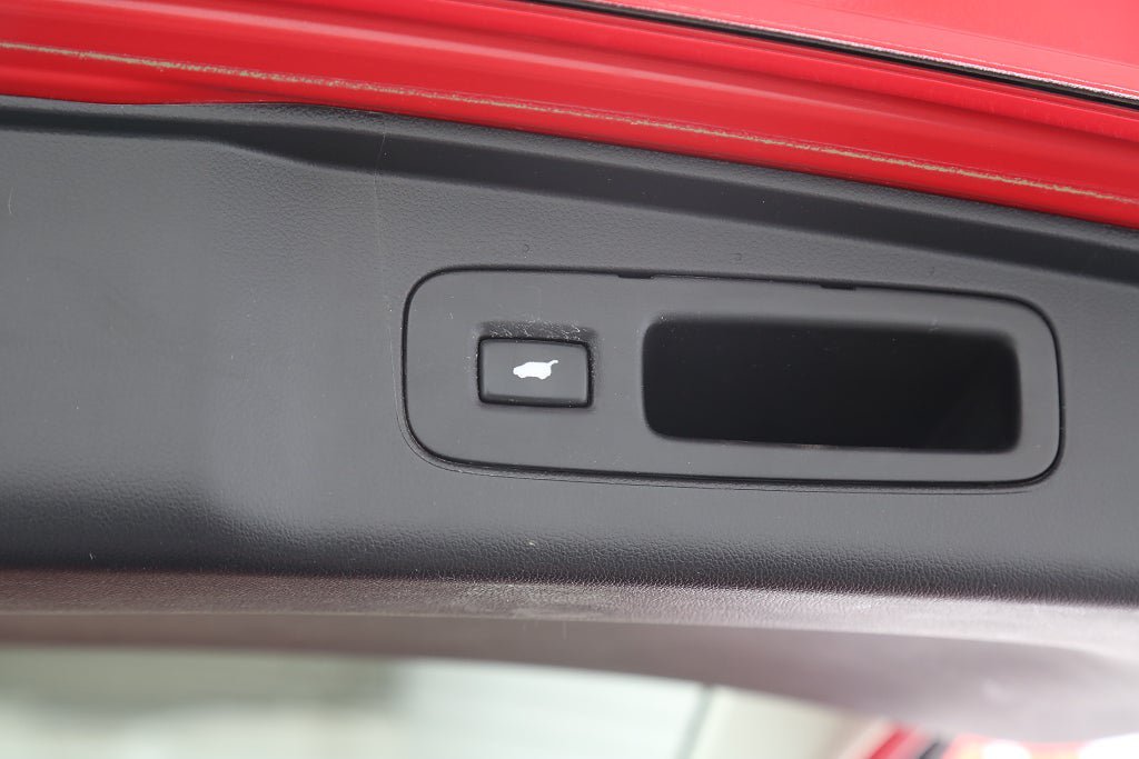 Vehicle Image 26