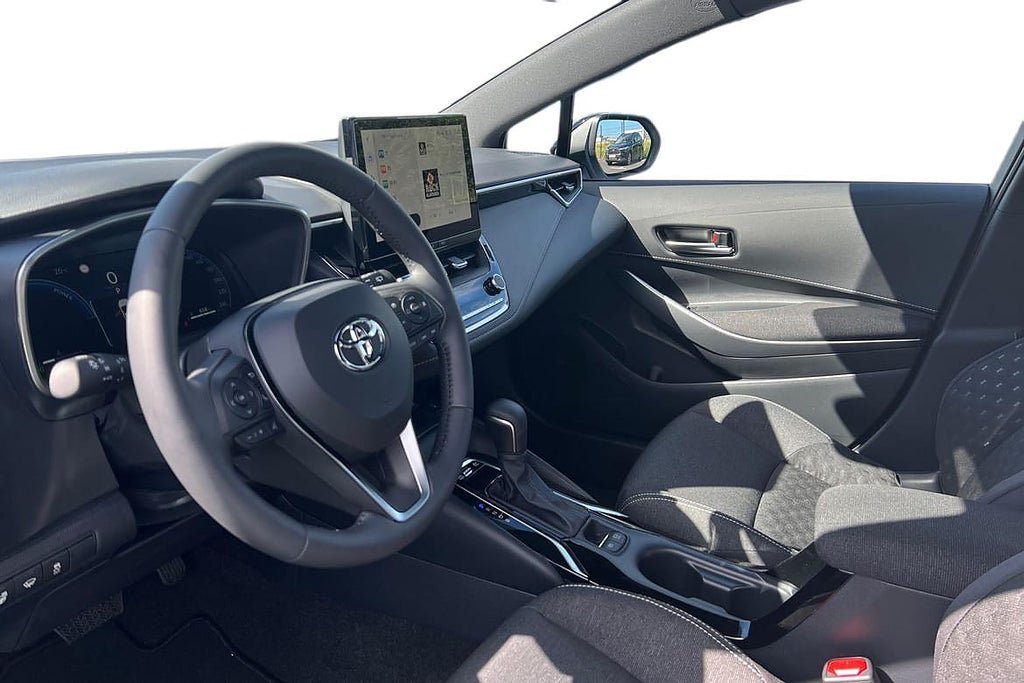 Vehicle Image 14