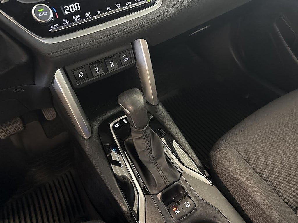 Vehicle Image 18