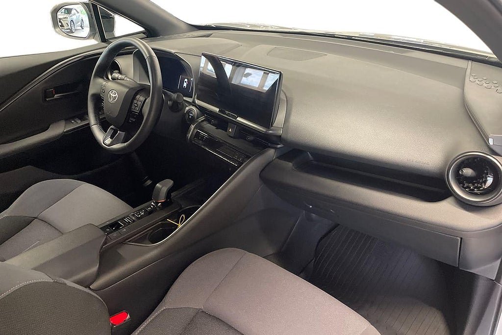 Vehicle Image 7