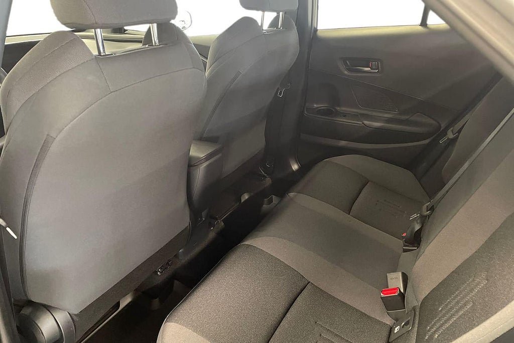 Vehicle Image 13