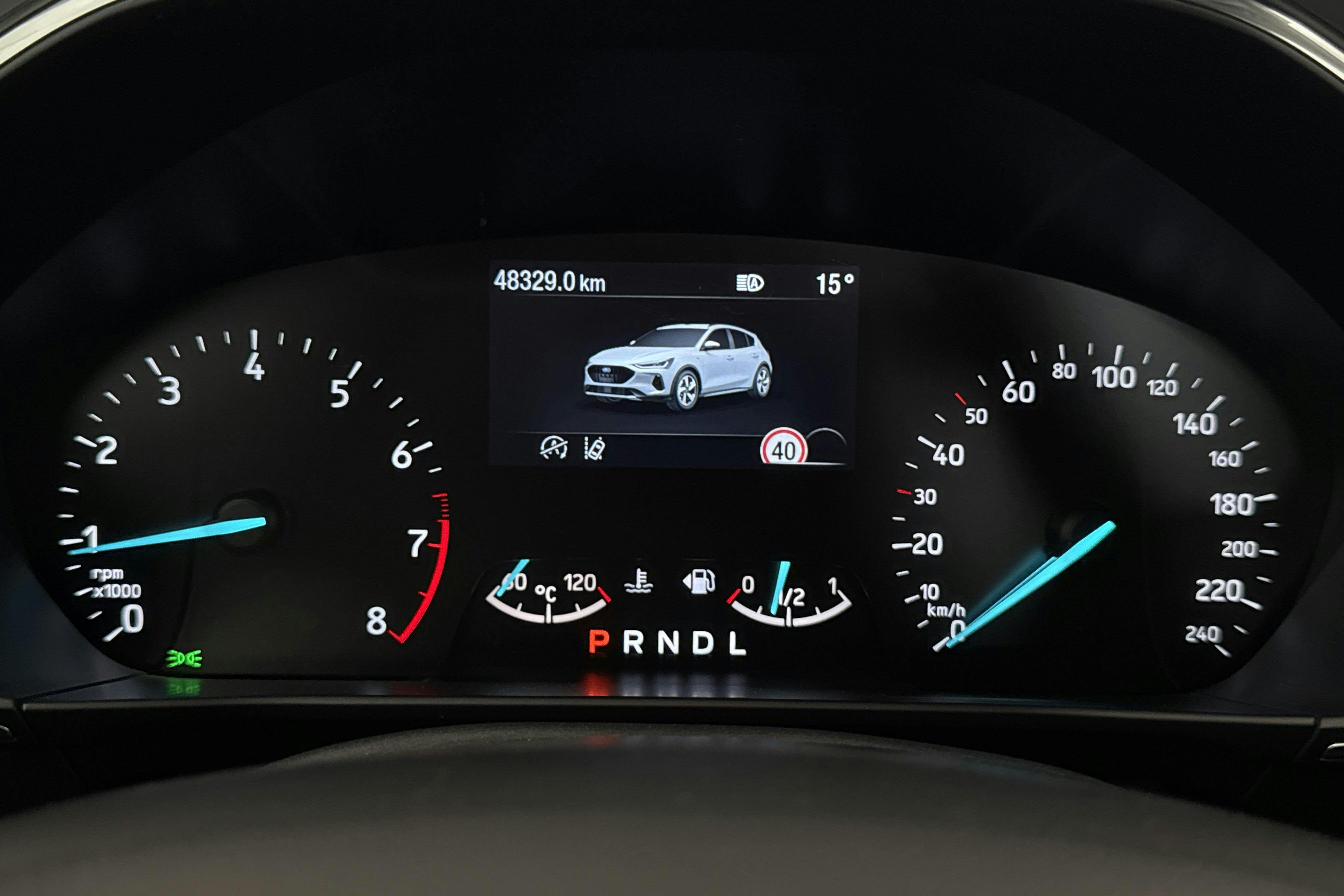 Vehicle Image 10