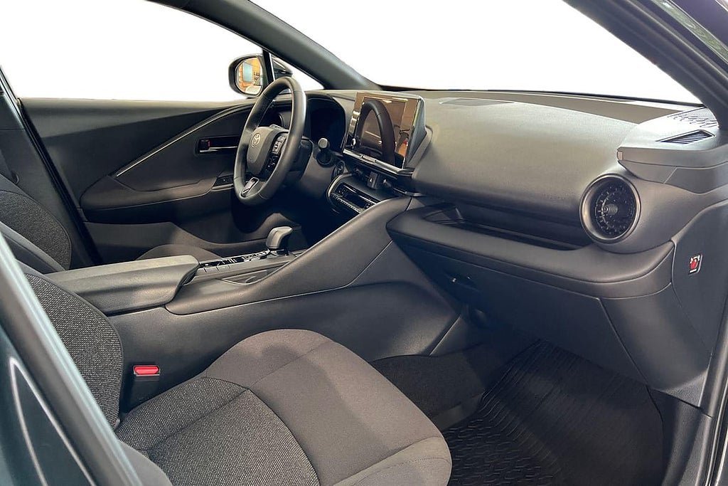 Vehicle Image 7