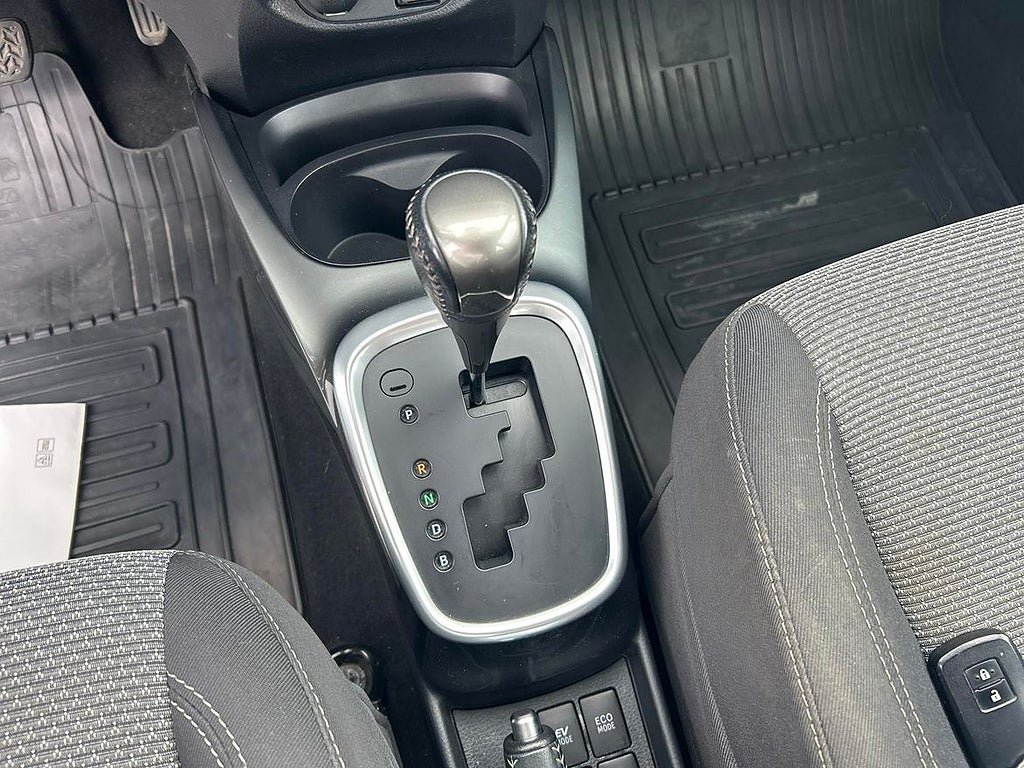 Vehicle Image 18