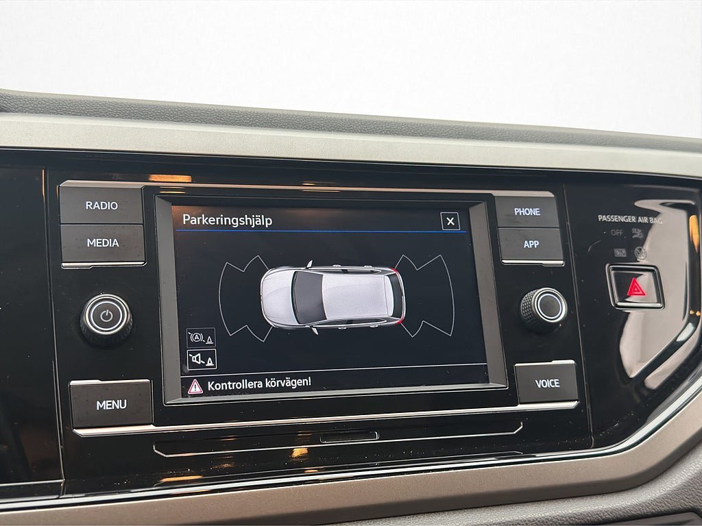 Vehicle Image 18