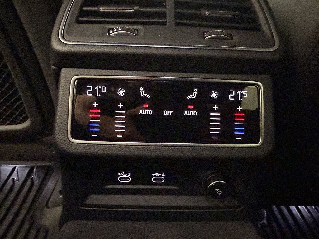 Vehicle Image 29