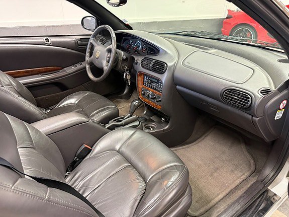 Vehicle Image 21