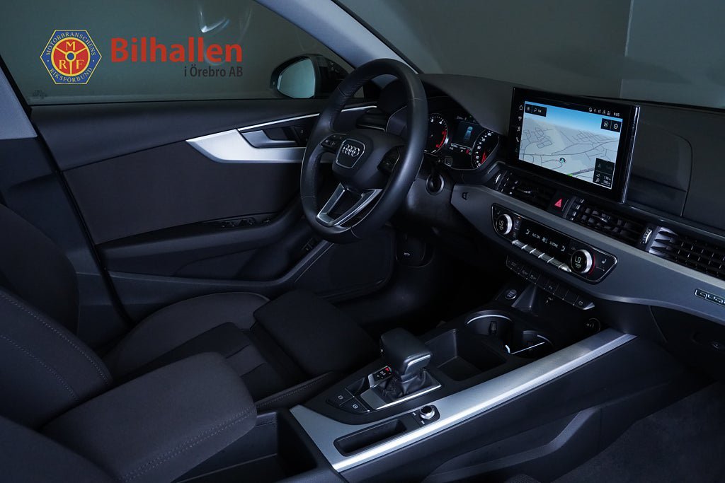 Vehicle Image 9