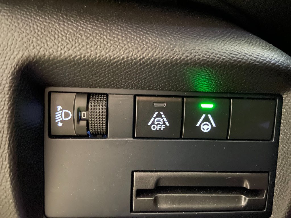 Vehicle Image 17