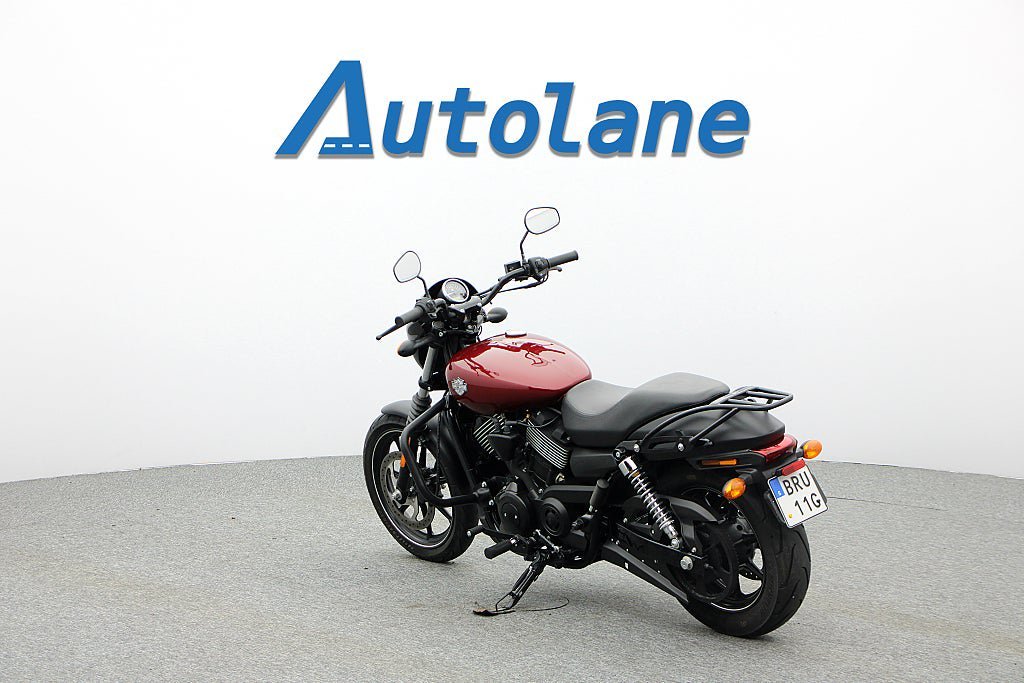 Vehicle Image 4