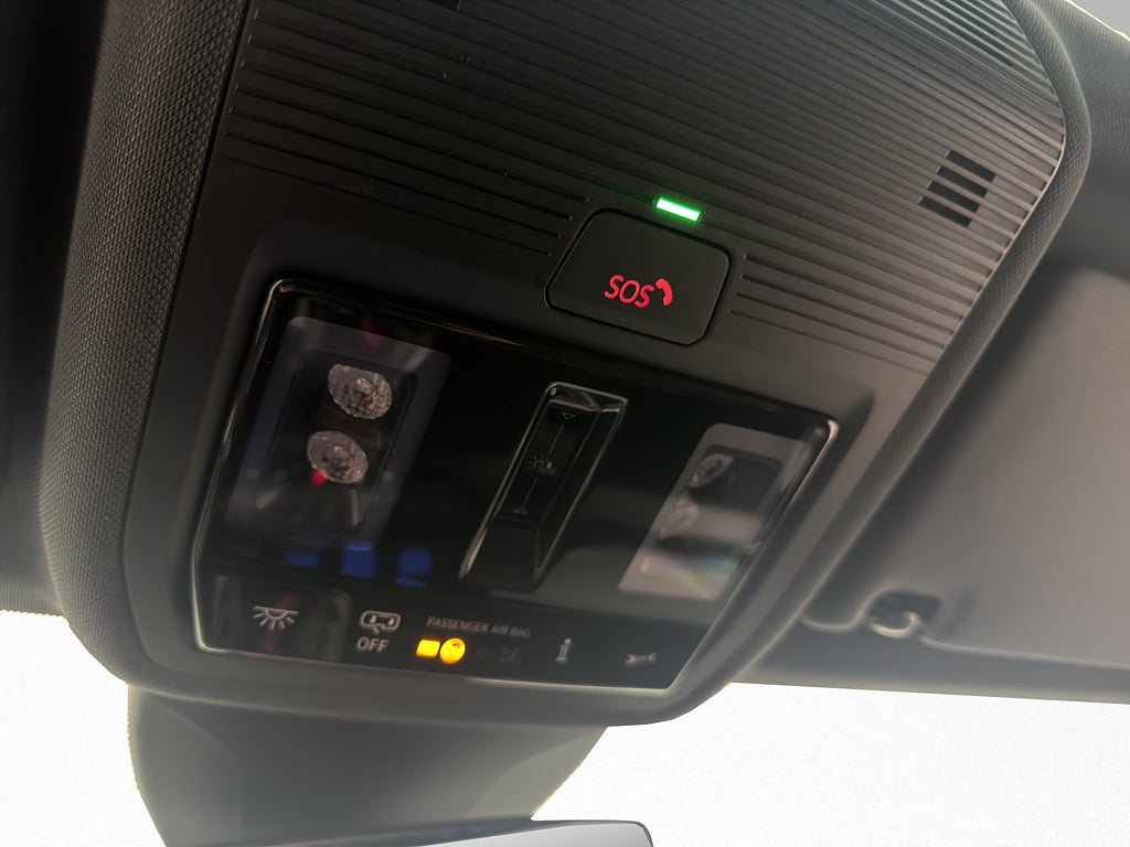 Vehicle Image 30