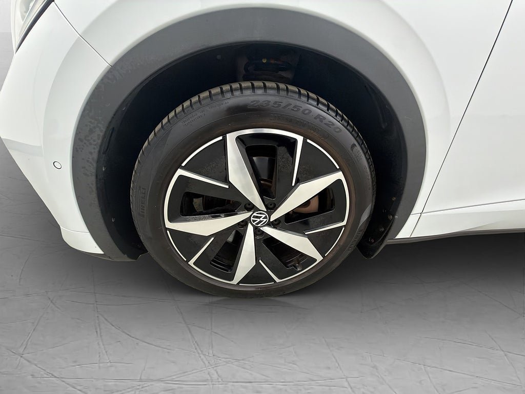 Vehicle Image 32