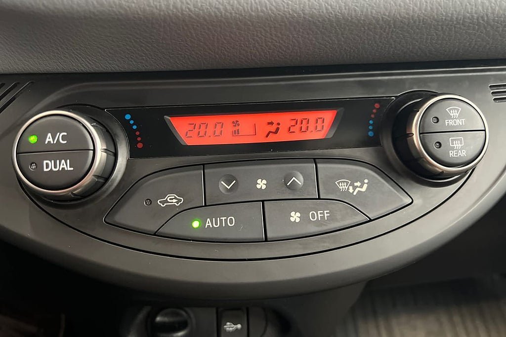 Vehicle Image 19