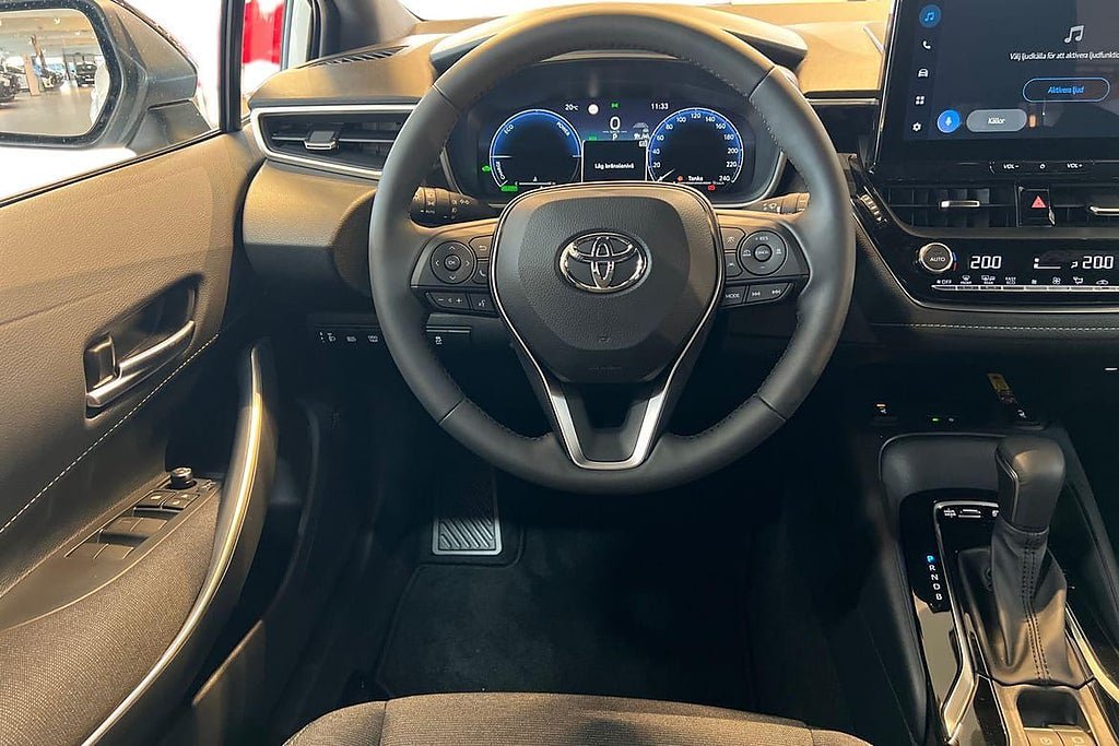 Vehicle Image 13