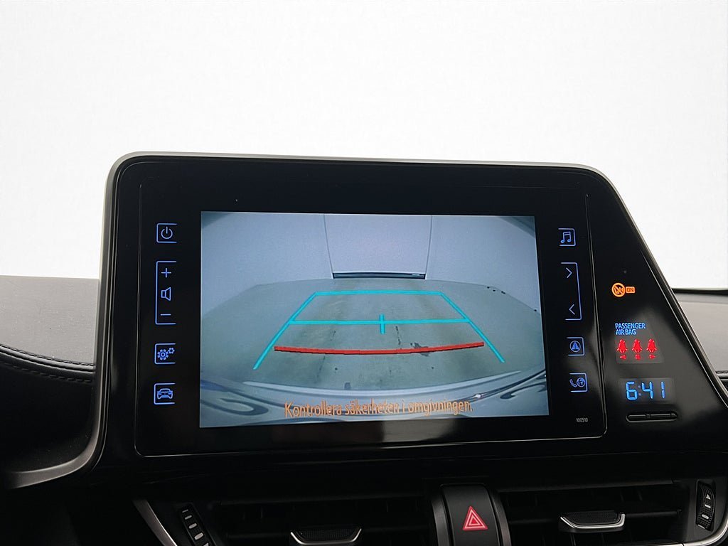 Vehicle Image 15