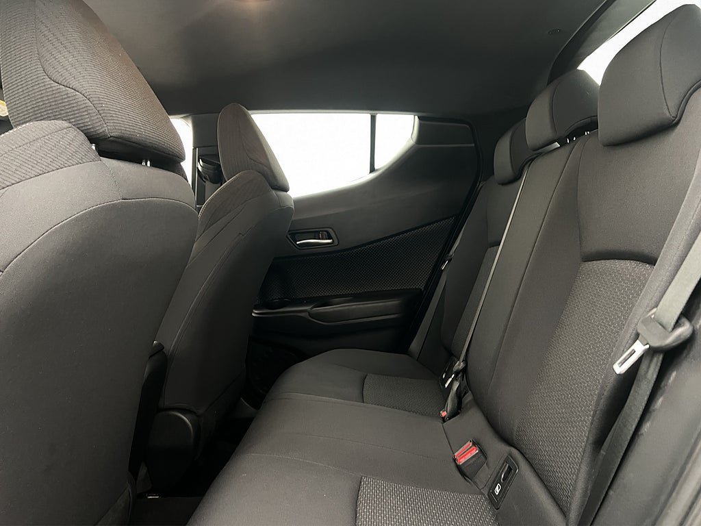 Vehicle Image 22
