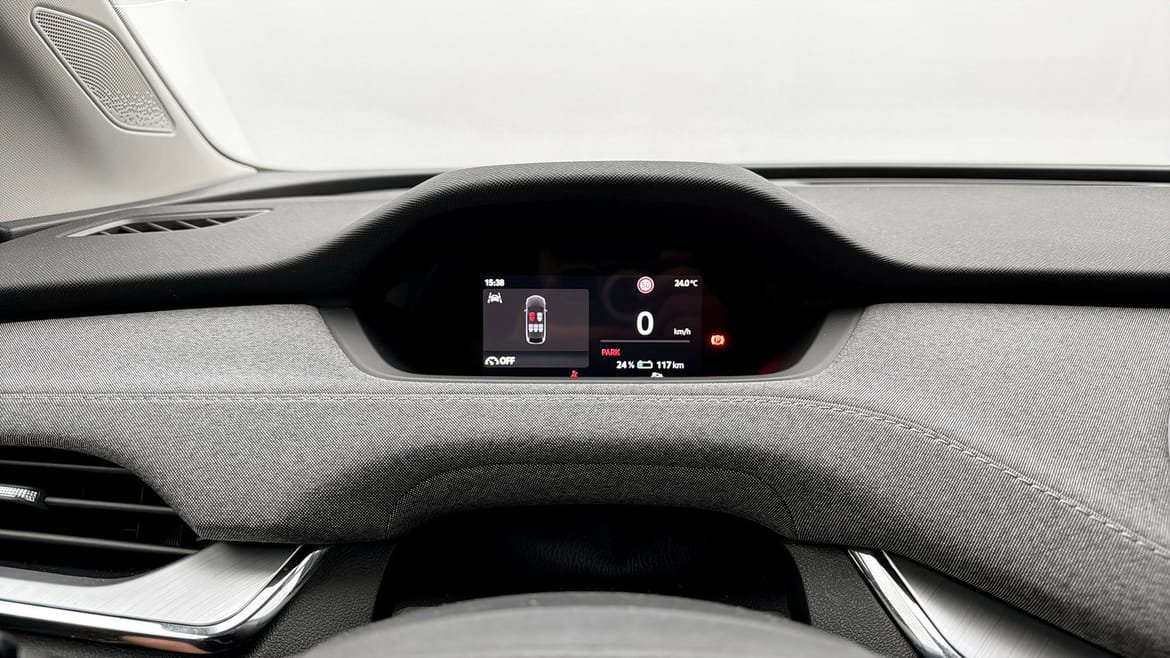 Vehicle Image 13