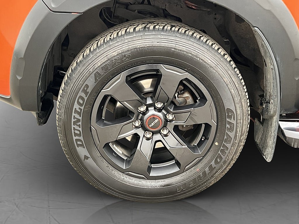 Vehicle Image 30