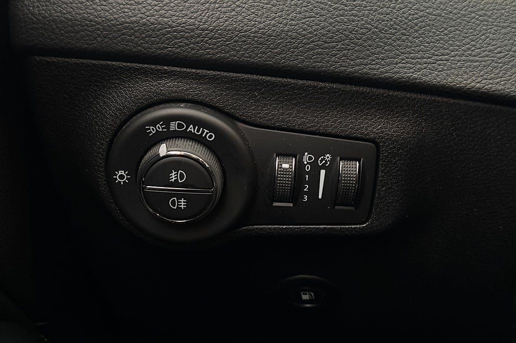 Vehicle Image 27