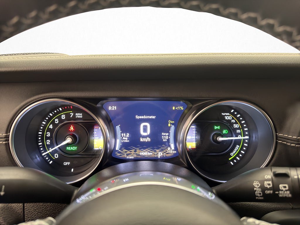 Vehicle Image 15