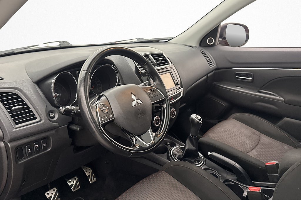 Vehicle Image 17